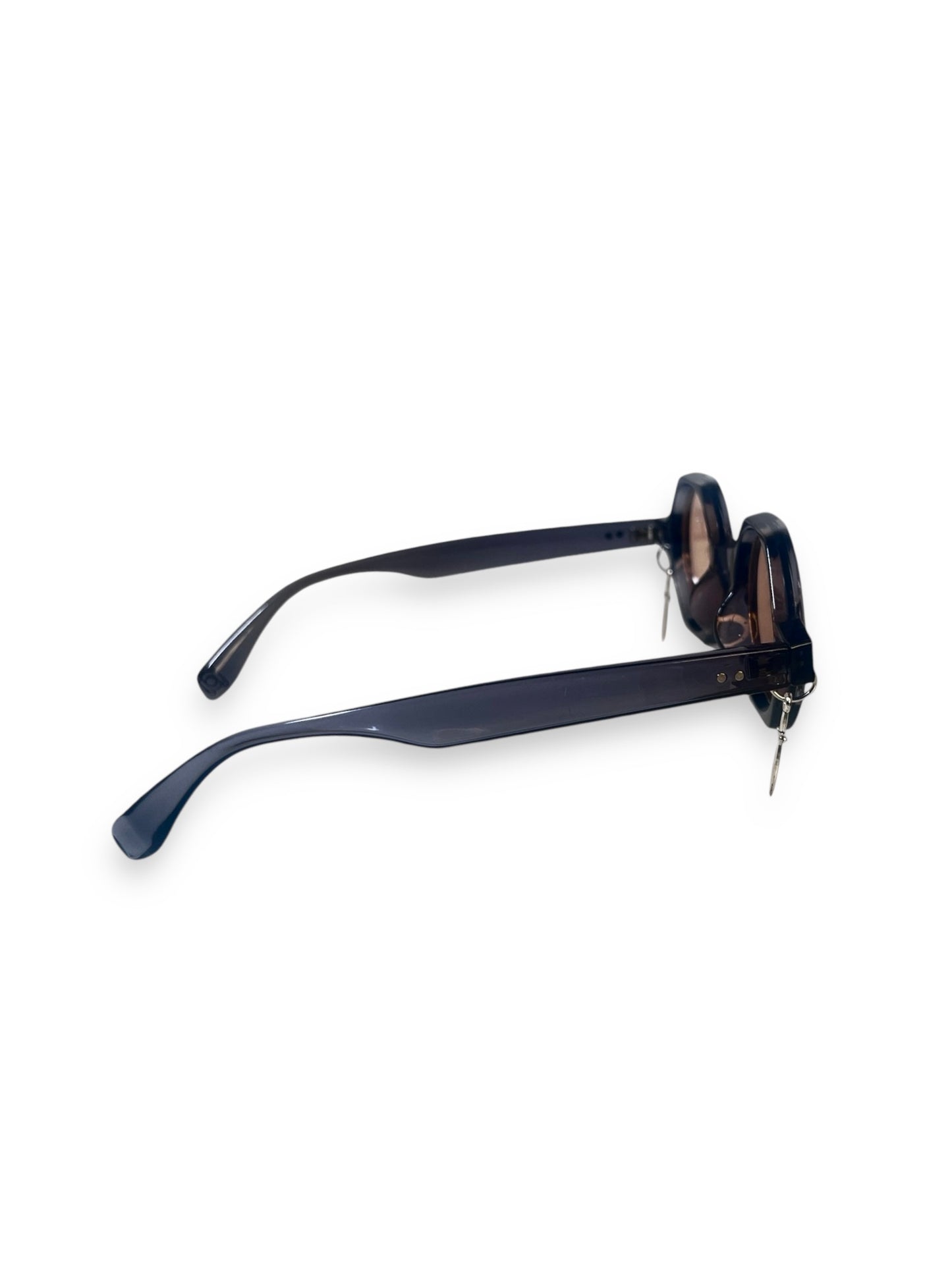 Hexágono Sunglasses with Two Small Swords